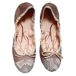 SAM & LIBBY Ballet Flat Shoes Taupe Cream Snake Toe Sz 9